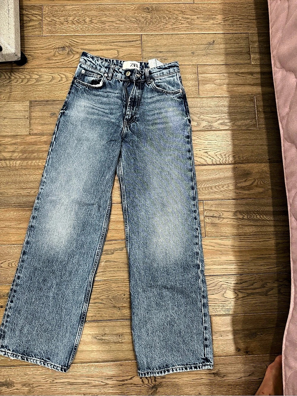 ZARA Straight Leg Jeans in Blue